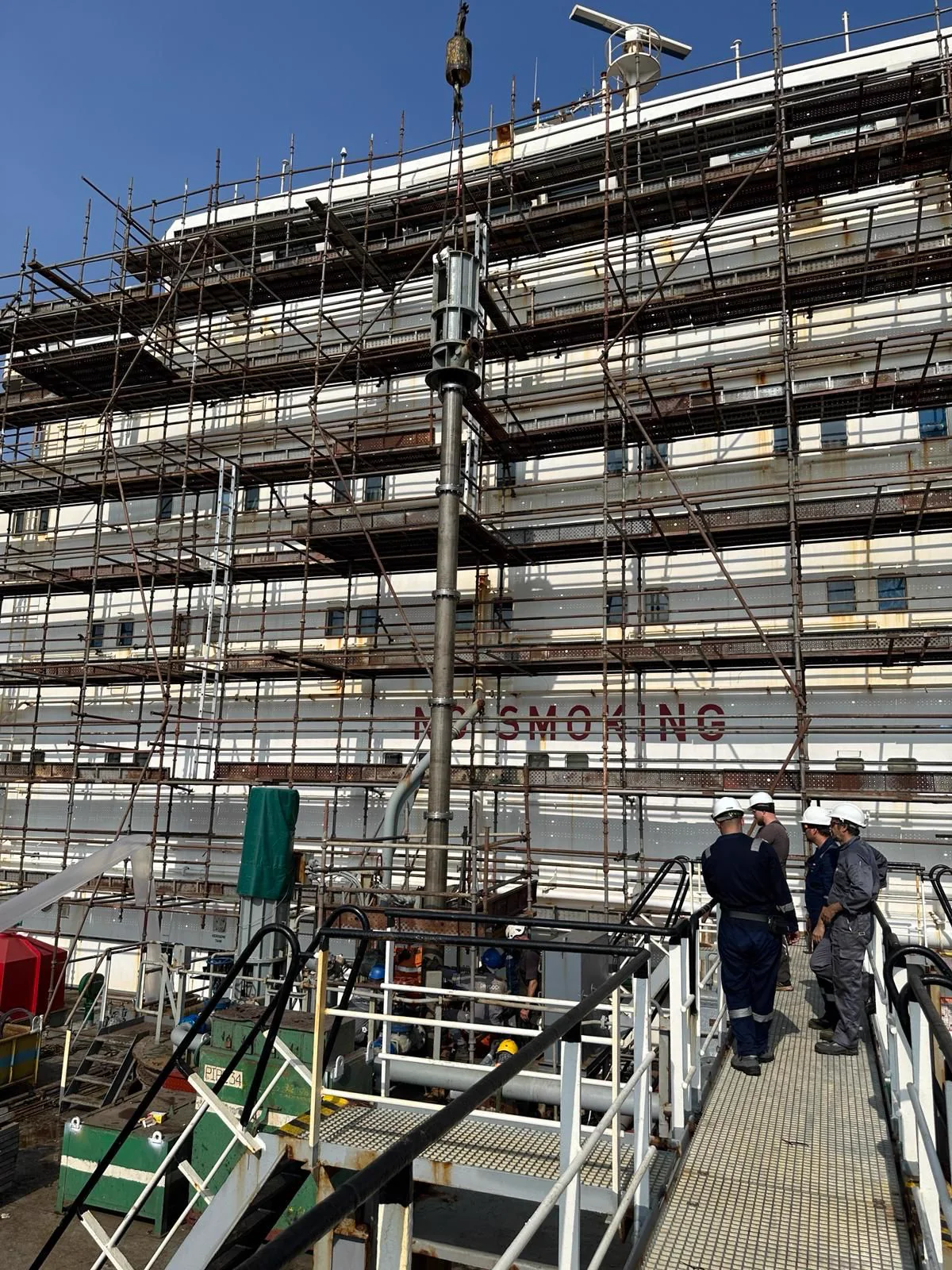 Cargo pump overhaul access and scaffolding